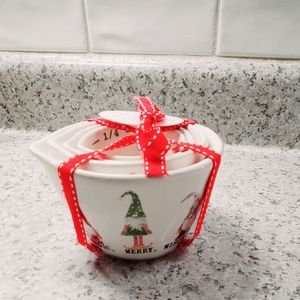 Rae Dunn Measuring Cups...GNOMES